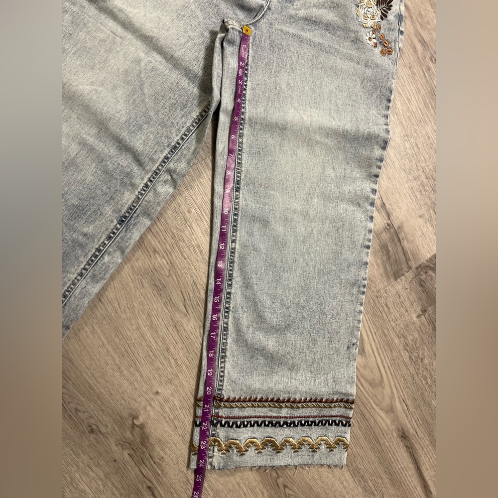 G by Giuliana Womens Capri Jeans Denim Pants size 2 - Picture 5 of 9
